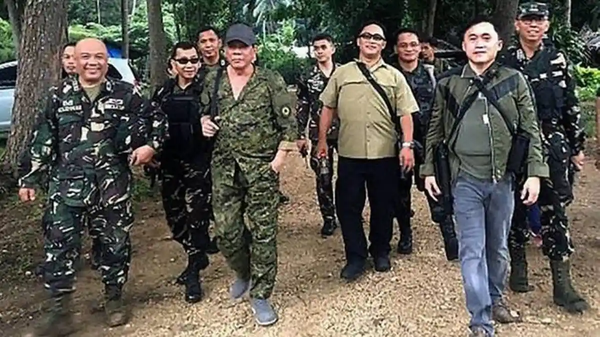 Aksi Protes Bantuan di Tengah Lockdown Covid-19, Presiden Duterte: Tembak Mati Saja Perusuh