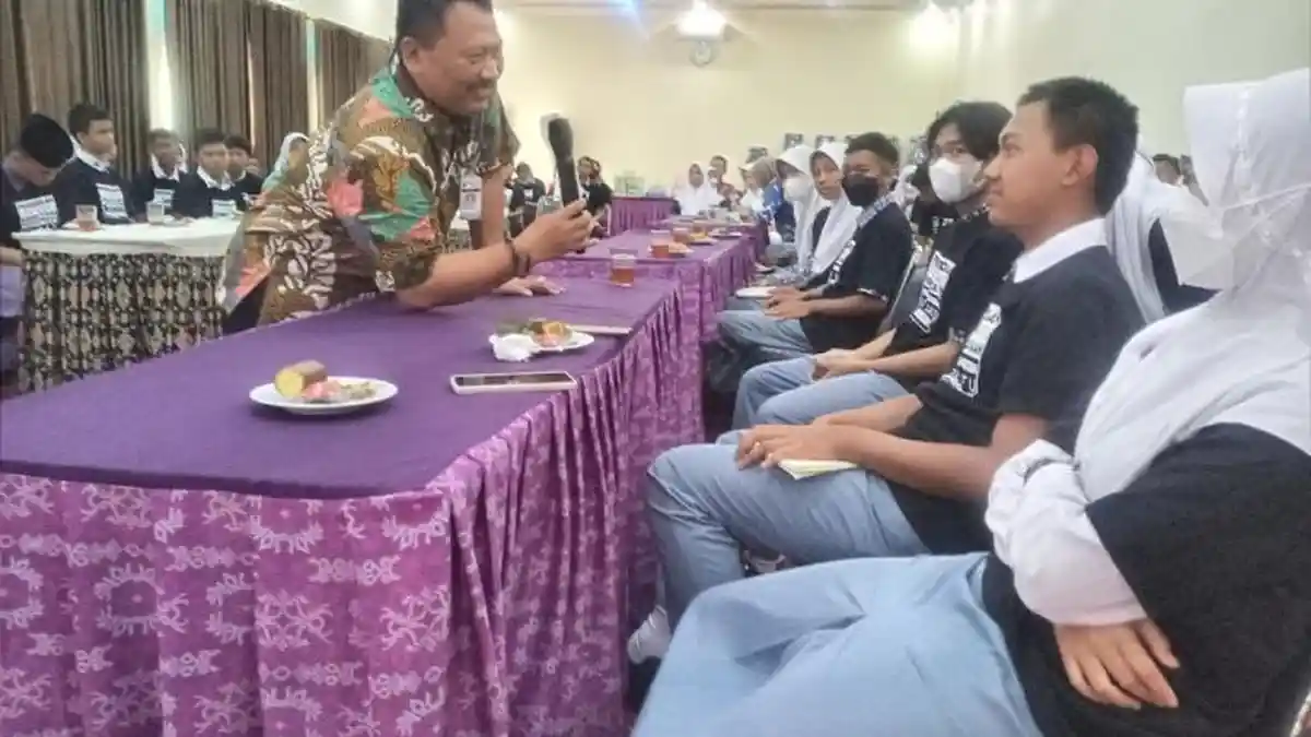 Dialog Penguatan Moderasi Beragama, Membentuk Karakter Generasi Moderat Pelajar Batang