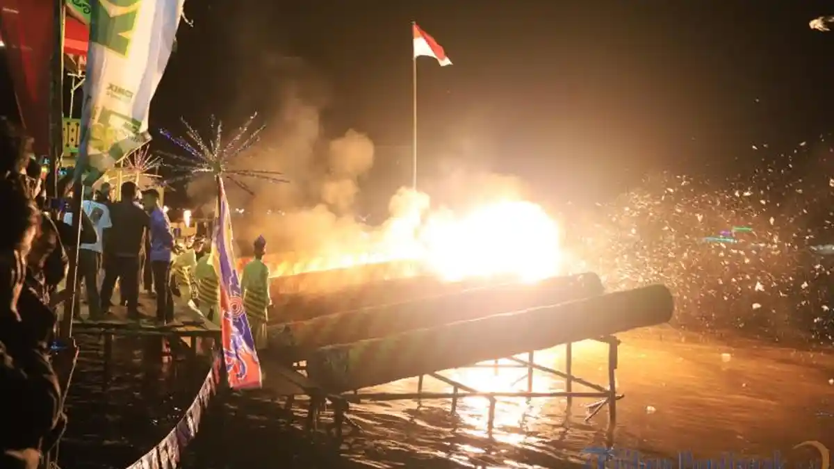 Festival Meriam Karbit Kota Pontianak Masuk Rekor Muri
