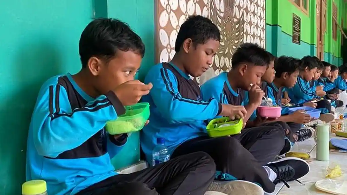 SD Negeri 3 Panggang Bantul Gelar Program Makan Bergizi Mandiri
