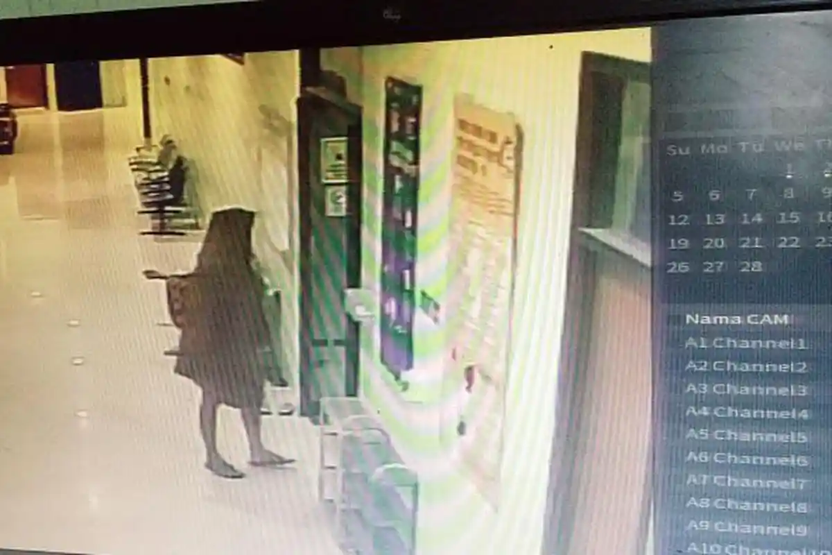 Ponsel Keluarga Pasien Puskesmas di Madura Raib Digondol Maling, Wajah Pelaku Ditutupi Sarung