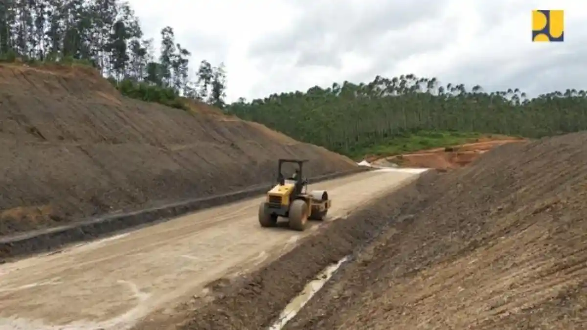 PKS Desak Pemerintah Stop Sementara Anggaran untuk IKN dan Kereta Cepat, Dialihkan pada Subsidi BBM