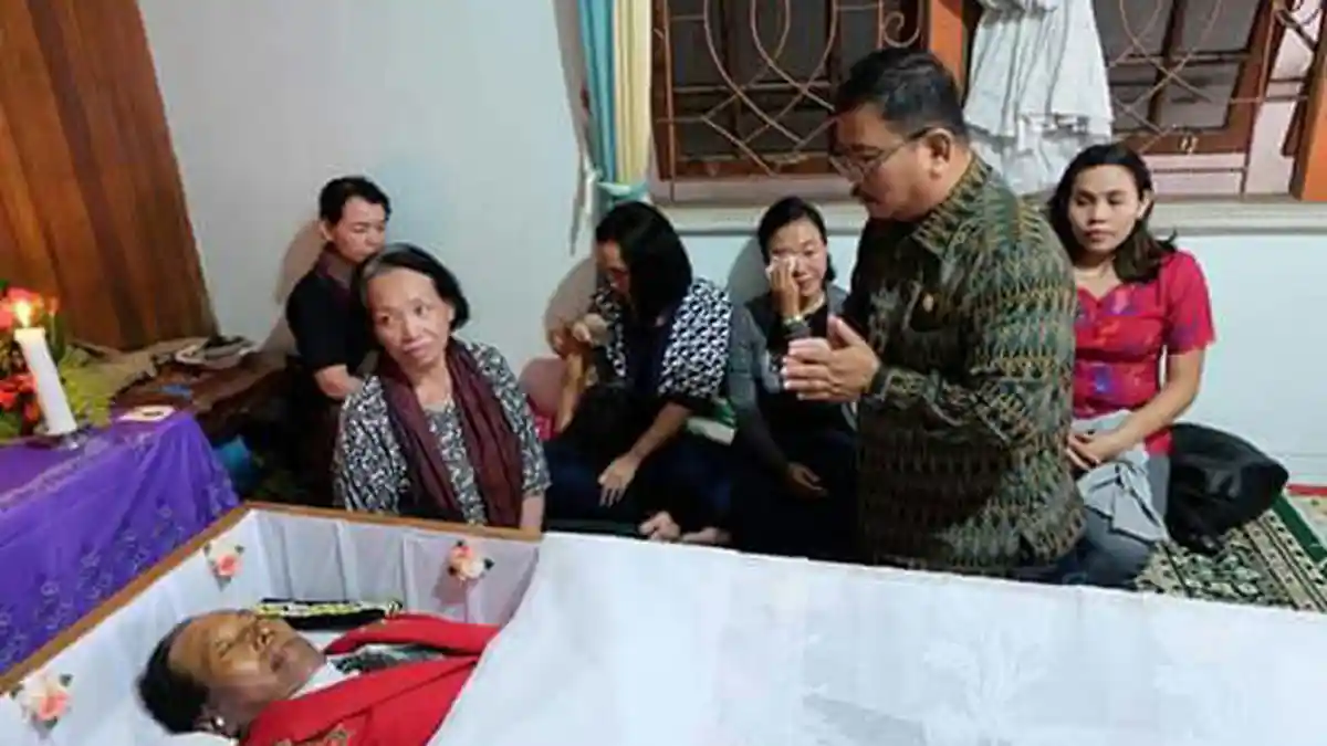 Datang Melayat, Rupinus: Lebih Akrab dengan Andeng Suseno Waktu ke Eropa
