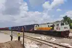 Video Perbaikan Selesai, Rel Gubug Grobogan yang Kebanjiran Kembali Dapat Dilalui Kereta