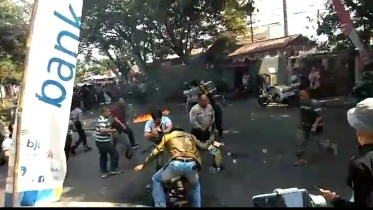 Ini Peran 5 Tersangka Terbakarnya Polisi di Cianjur, Pelempar Bahan Bakar Kena Pasal Berlapis