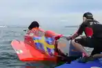 Perahu-super-cepat-Team-Sweden-yang-akan-berkompetisi-di-F1H2O.jpg