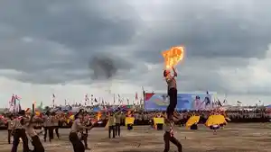 Atraksi-Api-Gugus-Depan-Laelangi-SMAN-1-Baubau-Pukau-Penonton-Saat-Pembukaan-Perkemahan-Pramuka.jpg