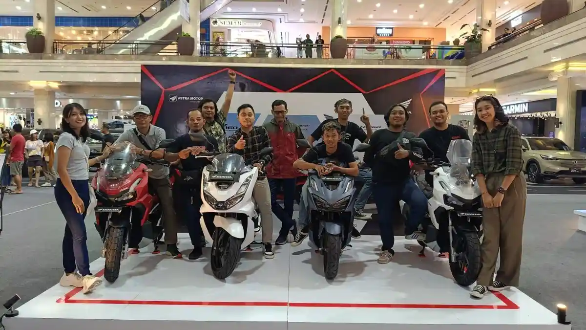 Promo Menarik di Honda Premium Matic Day Bareng Honda PCX160 di Ambarrukmo Plaza