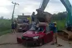 Pencuri-ban-mobil.jpg
