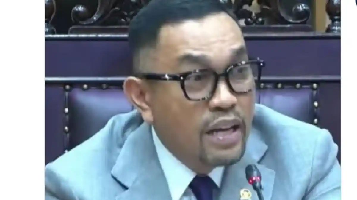 Penuh Percaya Diri Sahroni Beri Pesan ke Mahasiswa UI: Ijazah Penting ...