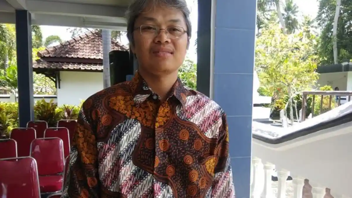 Di Mata Dosen Mercubuana Ini Probosutedjo Sosok Sederhana dan Peduli Pendidikan