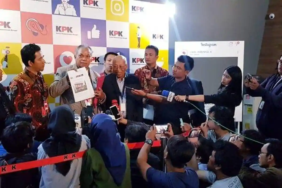 Sederet 'Dosa' Oknum Penyidik KPK yang Dibeberkan Tim Hukum PDIP ke Dewan Pengawas