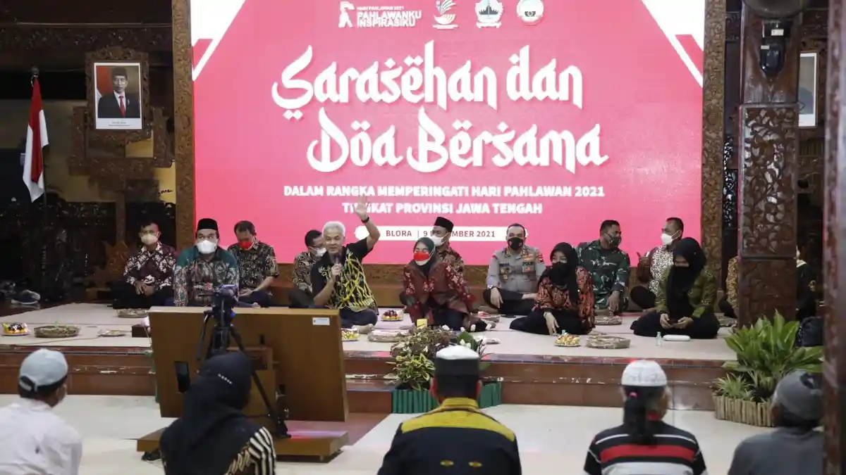 Peringati Hari Pahlawan, Ganjar Berbincang Langsung dengan Veteran