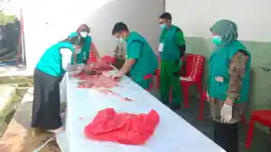 20210721_dinas-pangan-dan-pertanian-cek-daging-kurban.jpg