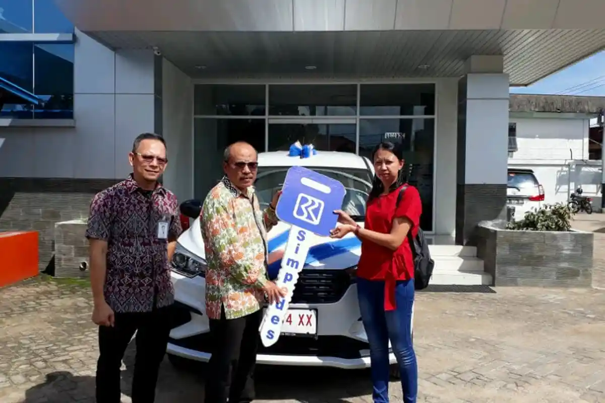 Penyerahan Grand Prize Simpedes Semester II Tahun 2018 BRI Cabang Sanggau