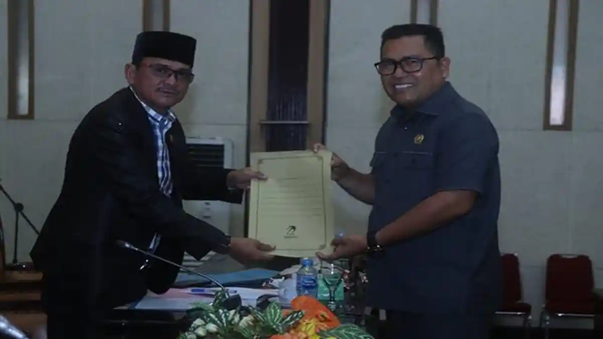 Paripurna Raperda APBD 2025, Fraksi PDIP Ingatkan Aspek Inovasi Peningkatan PAD Sambas