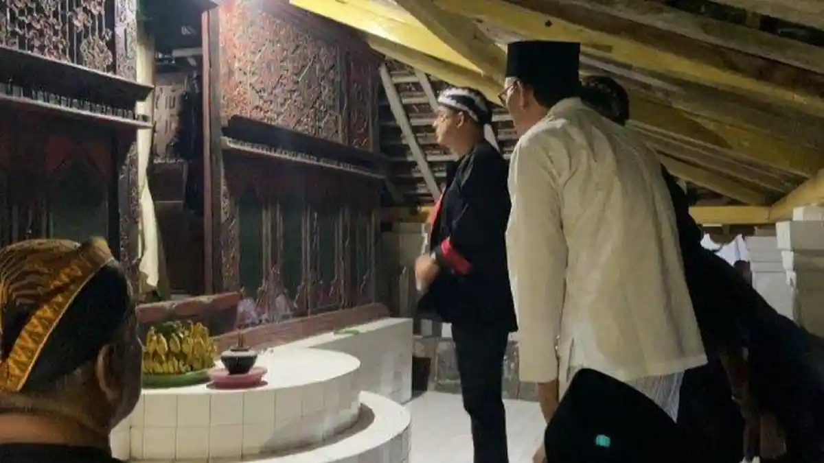 SIAPA Batoro Katong yang Makamnya di Ponorogo Diziarahi Anies Baswedan? Ini Sosoknya