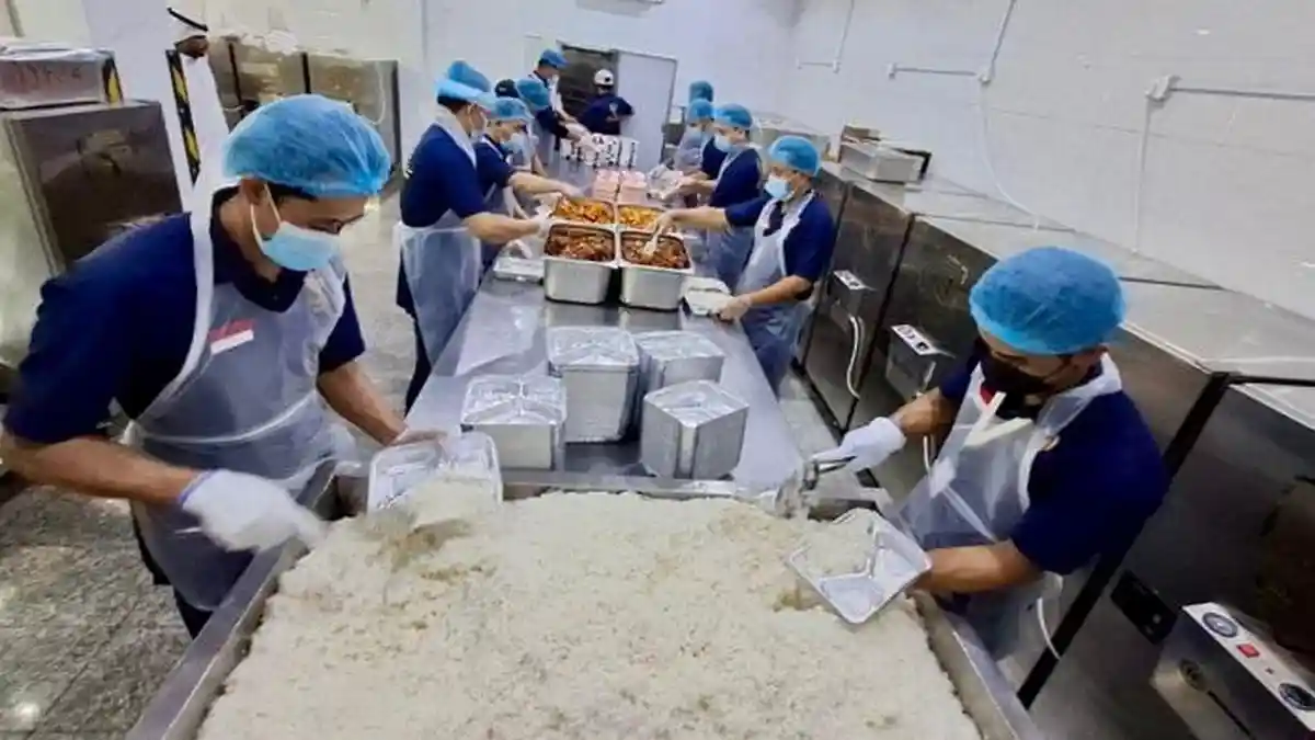 Mengintip Dapur Katering untuk Jemaah Haji Indonesia 