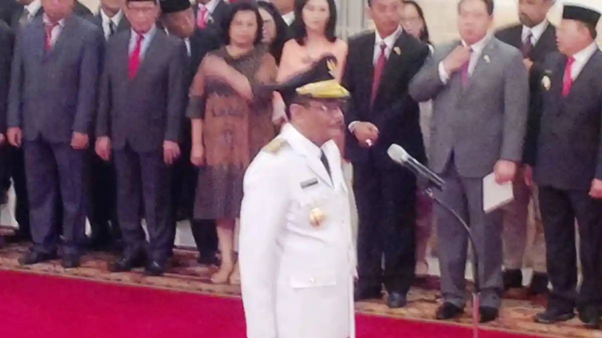 Presiden Jokowi Lantik Djarot Jadi Gubernur DKI Jakarta