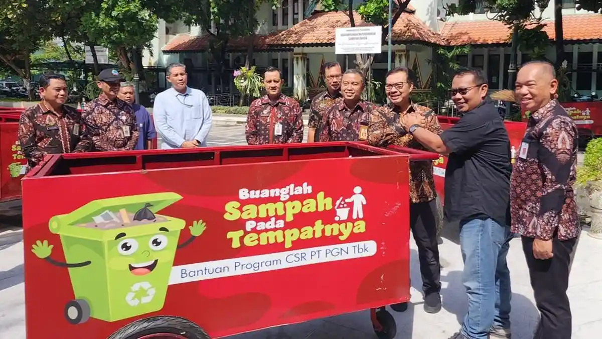 Dukung Program Composting, Pemkot Yogya Terima 50 Unit Gerobak Khusus Rumput dari PGN