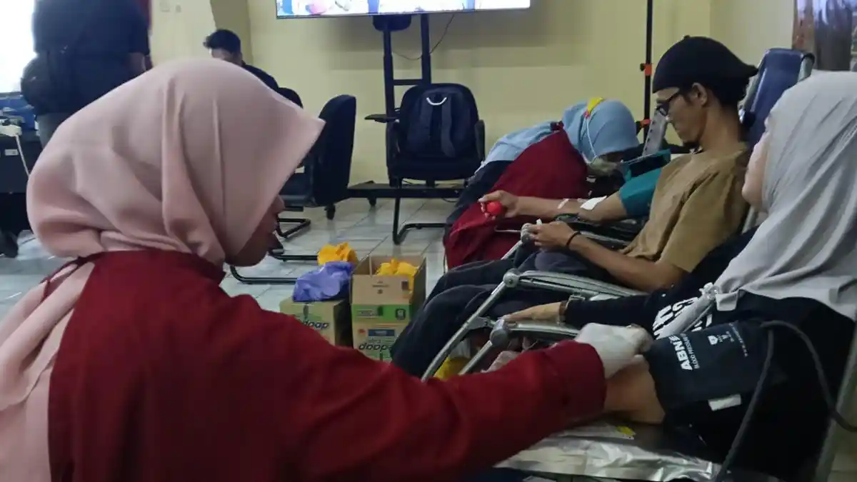 Sekretariat DPD RI Kaltim laksanakan Donor Darah di Samarinda