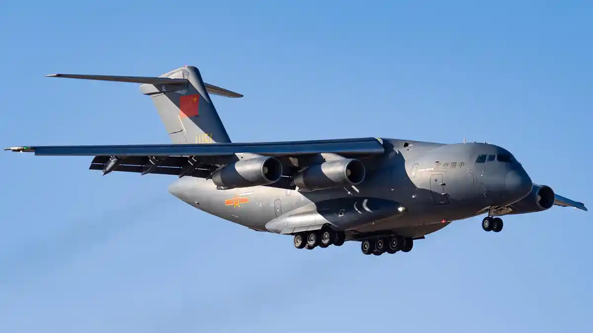 Pesawat Angkut Super Jumbo Cina Xian Y-20 Tembus Dataran Tinggi Perbatasan India