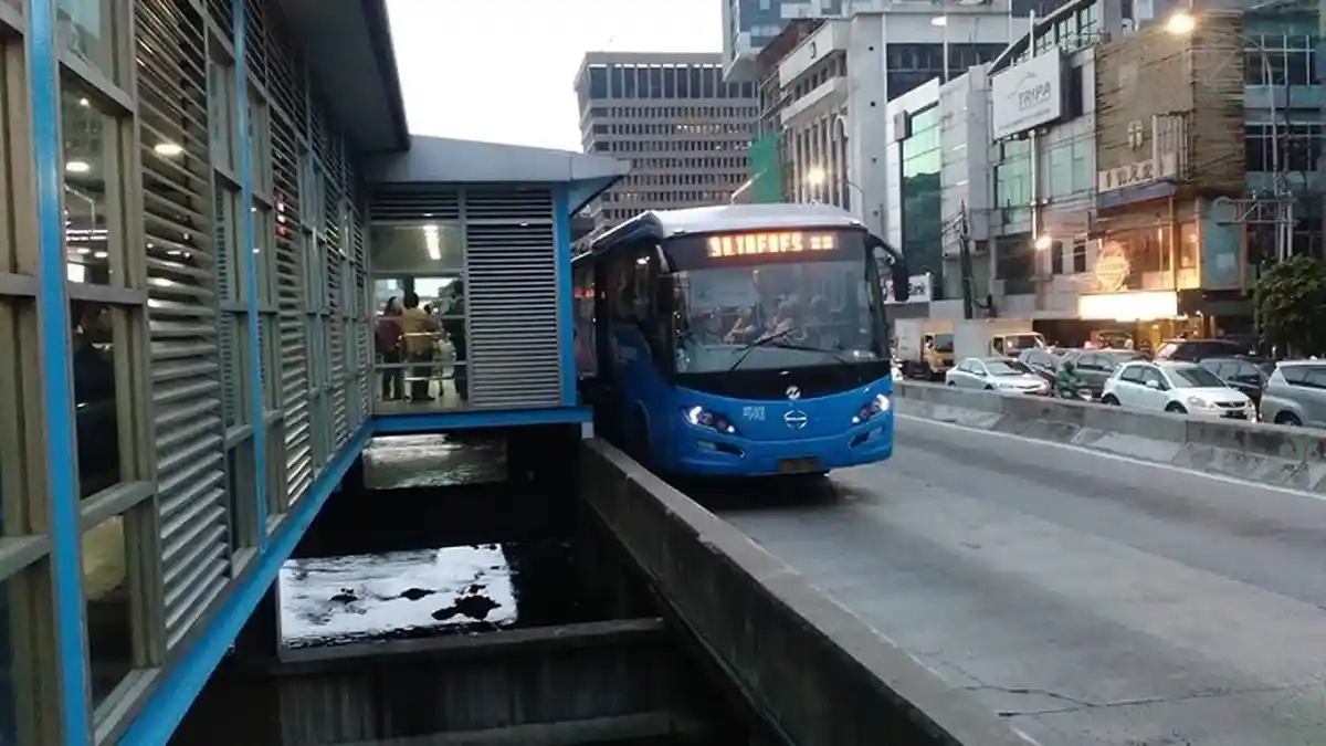 Transjakarta Jajaki Pembukaan Rute Baru ke Bandara Halim dan Soekarno-Hatta