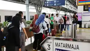 Stasiun-Pasar-Senen-Kereta-Api-Matarmaja-OK.jpg