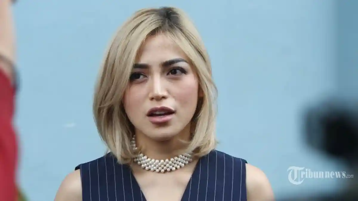 Rayakan Ulang Tahun Sang Ibu, Jessica Iskandar Beri kado Tak Biasa, Sampai Harus ke Korea Selatan