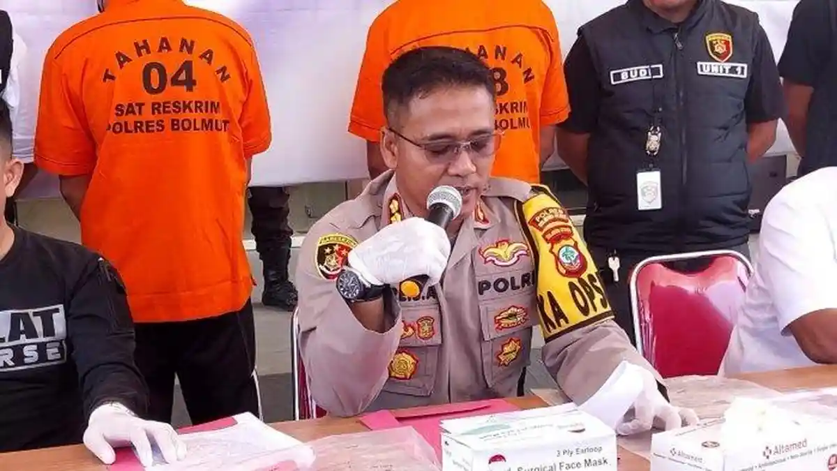 Lecehkan Mantan Sespri, Kapolres AKBP Areis Aminnulla Peluk dan Sebut Tubuh 'Masih Berlemak'