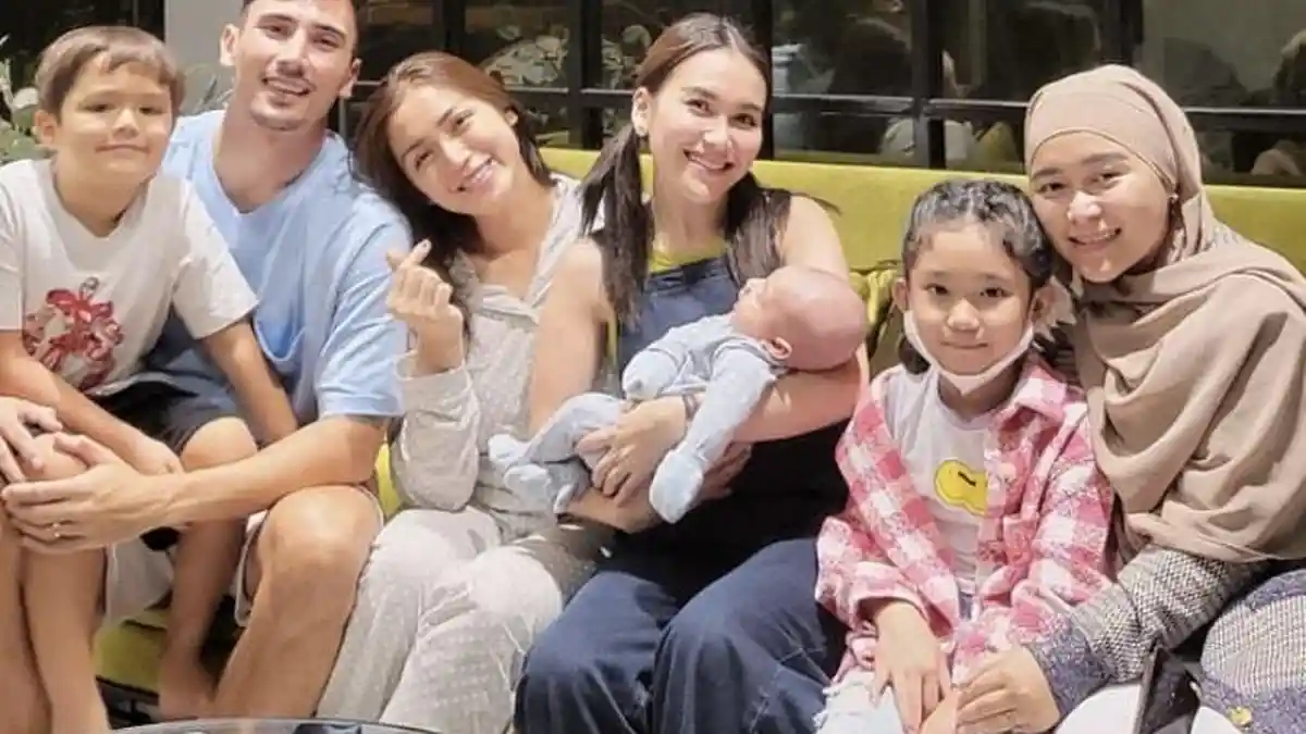 Kala Ayu Ting Ting Gendong Bayi Jessica Iskandar, Pertemuan Bilqis dan El Barack Jadi Sorotan