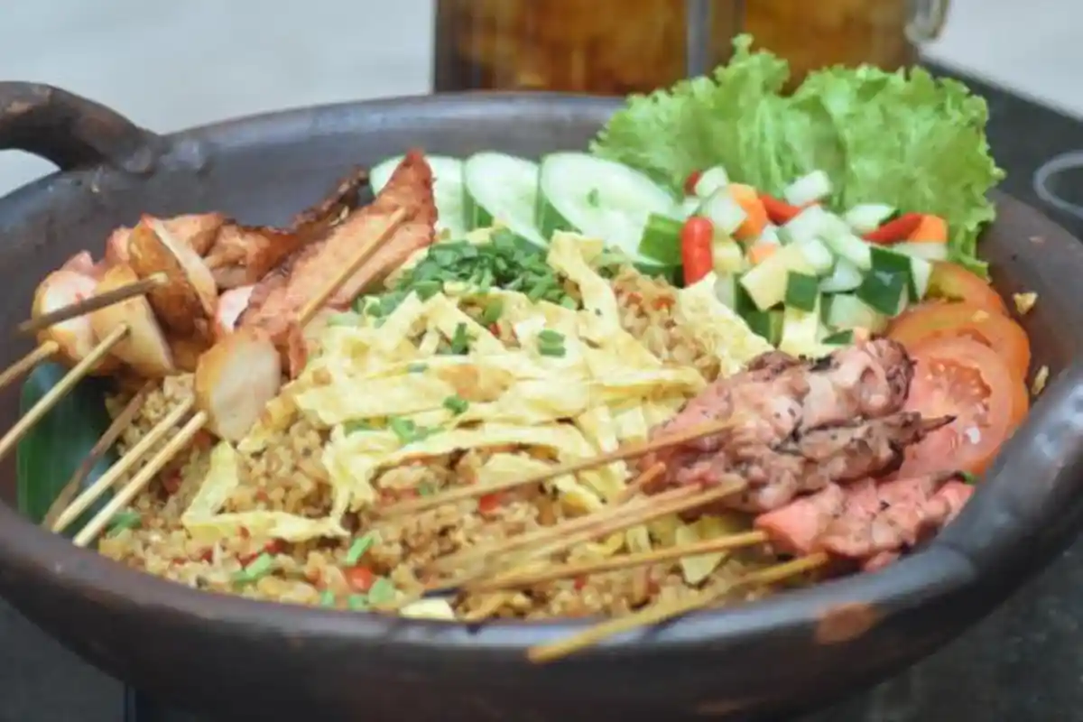 Lomba Makan Nasi Goreng JK Super Pedas Porsi Jumbo, Tertarik Mengikutinya? Di Sini Lokasinya