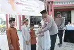 Ramadan Berkah, Sejumlah Anak Yatim di Mamuju Tengah Dapat Santunan Polisi
