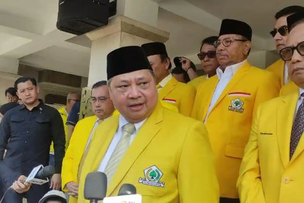Airlangga Puji Anak Muda di Bawah 40 Tahun Berprestasi di Politik, Sinyal Gibran Gabung Golkar?