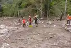 Operasi-Sar-terhadap-lima-korban-banjir-dan.jpg