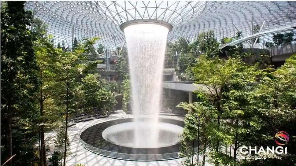 10 Bandara Terbaik di Dunia 2020 Versi Skytrax, Bandara Changi Singapura Peringkat Pertama