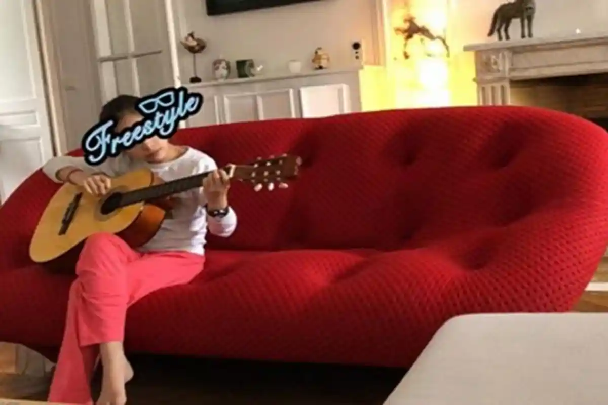 Tak Pernah Pamerkan Wajah Sang Anak Ini Alasan Anggun C Sasmi, Bisa Didenda Ratusan Juta!