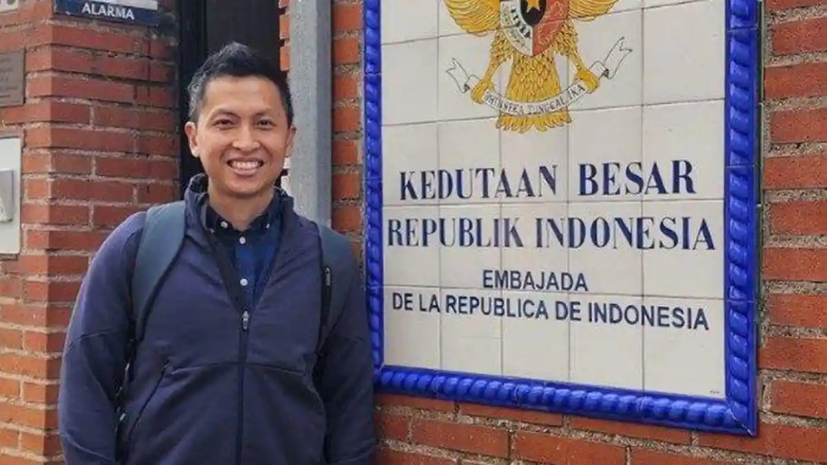 Sosok Dion yang Temani Arya Daru ke Mall, Polisi Tidak Ungkap Siapa Dia