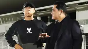 Shin-Tae-yong-Erick-Thohir.jpg