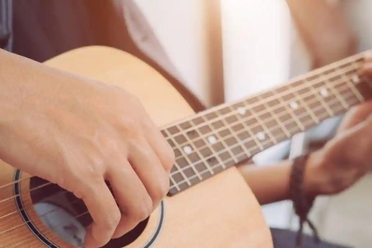 Chord Gitar Lagu Sunda Ih Kange, Lagu Populer Dinyanyikan Darso, Lengkap dengan Liriknya