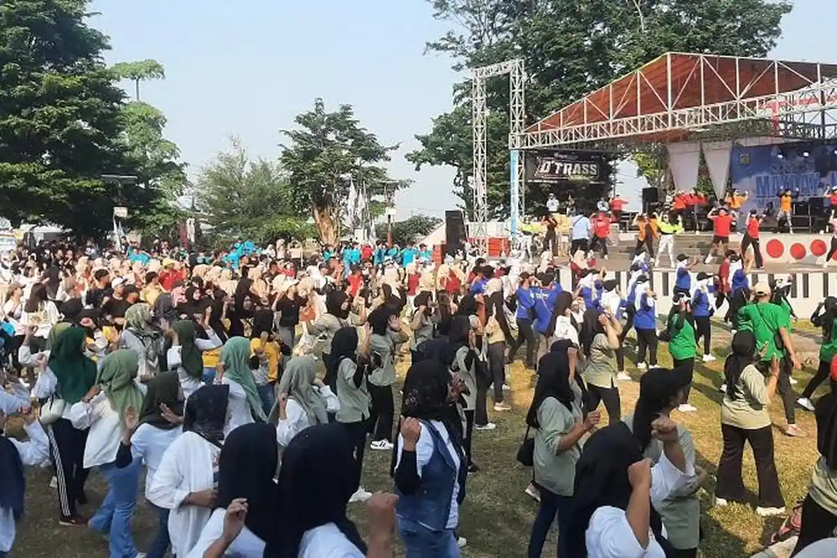 Tak Ada Demo, Peringatan Hari Buruh di Jepara Dimeriahkan Senam Bersama Buruh dan Pengusaha