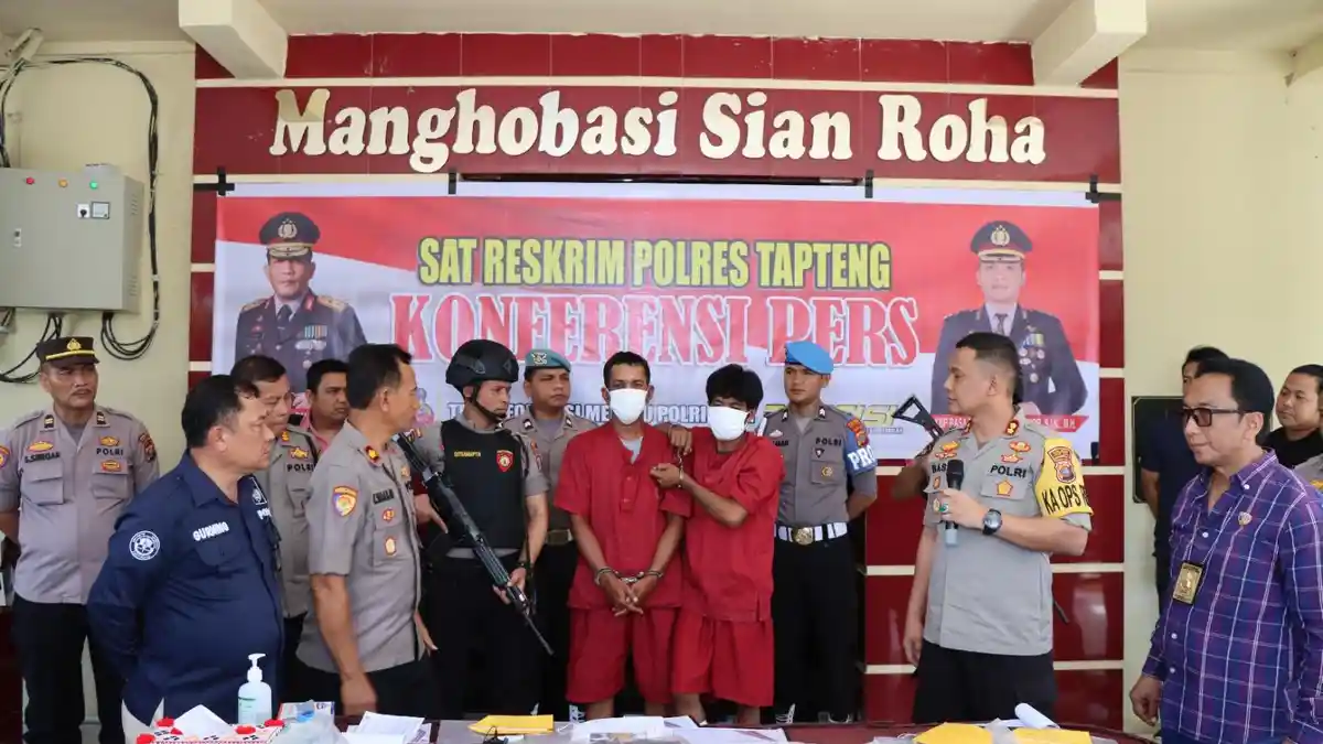 Kapolres Tapteng AKBP Basa Emden Pimpin Konferensi Pers Penangkapan Pelaku Begal di Rampah Poriaha