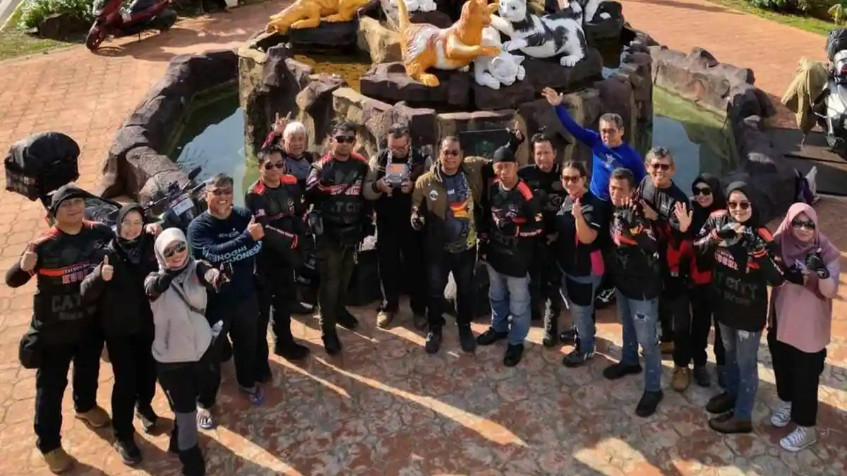 BikersMu Kalsel Jelajahi Malaysia dan Brunei, Senang Bicara Langsung dengan Sultan Bolkiah