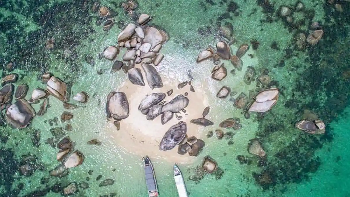 Hore, AirAsia Luncurkan Dua Rute Baru ke Belitung!