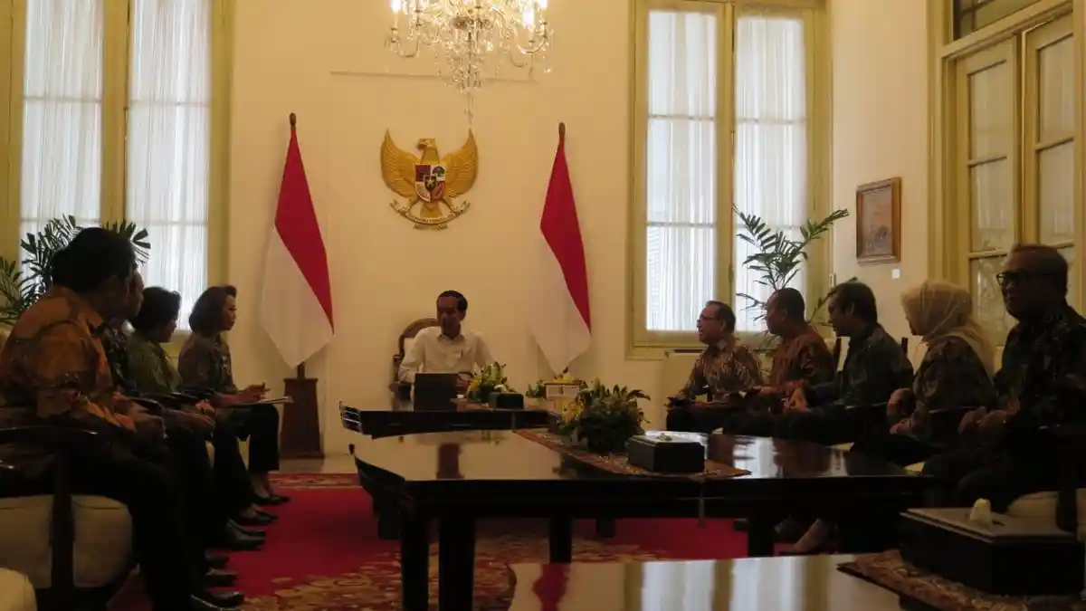 Jokowi Undang Pansel KPK ke Istana