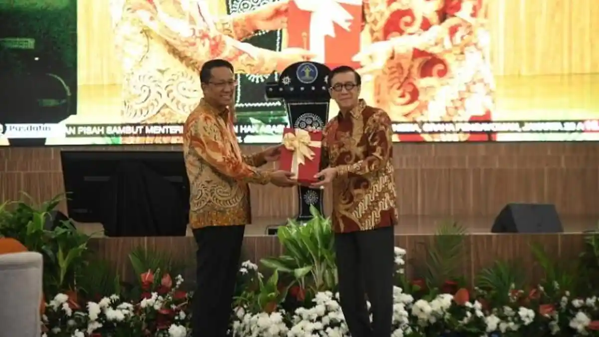 Terima Jabatan Menteri Hukum dan HAM, Supratman Minta Kolaborasi Seluruh Jajaran Kemenkumham