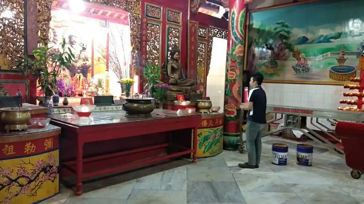 Tradisi Imlek di Kelenteng Dewi Kwan Im Palembang, Pelepasan Fhang Seng Demi Lancarkan Rezeki