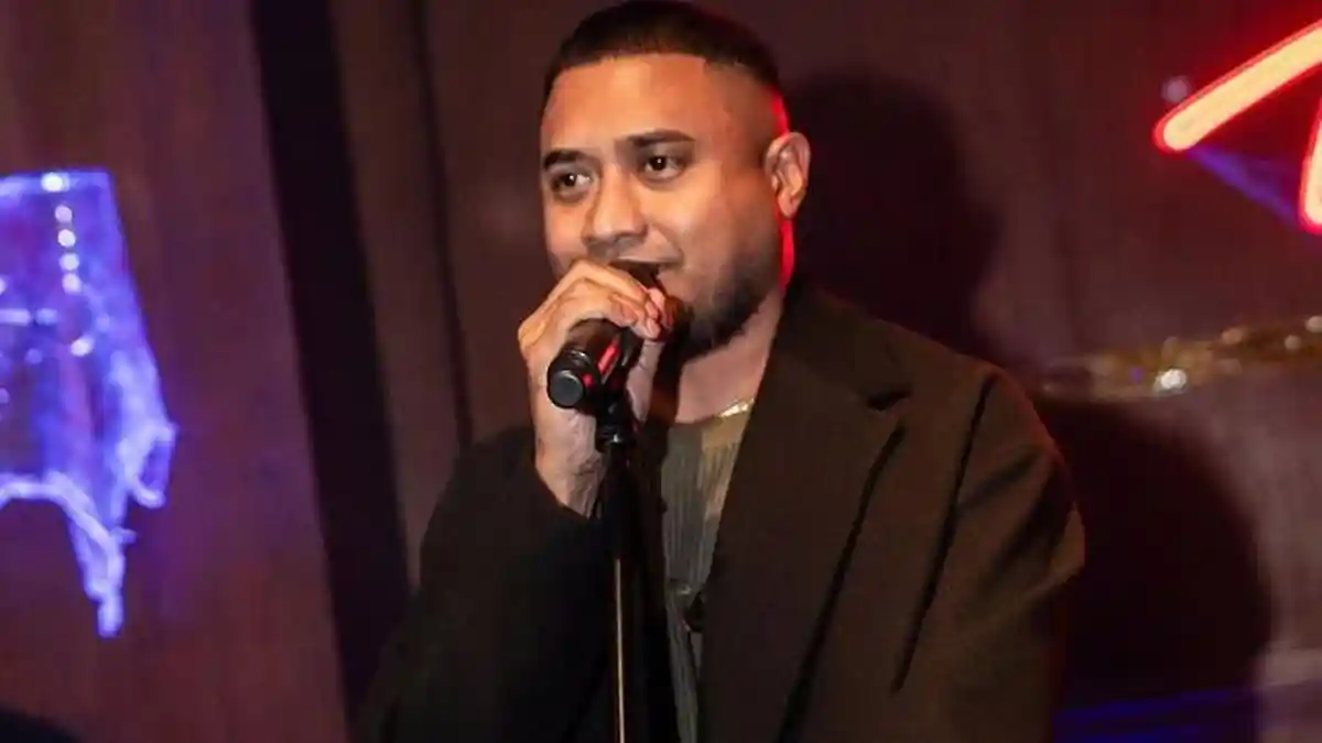 Profil Rayen Pono, Musisi yang Lagi Bersinggungan dengan Ahmad Dhani