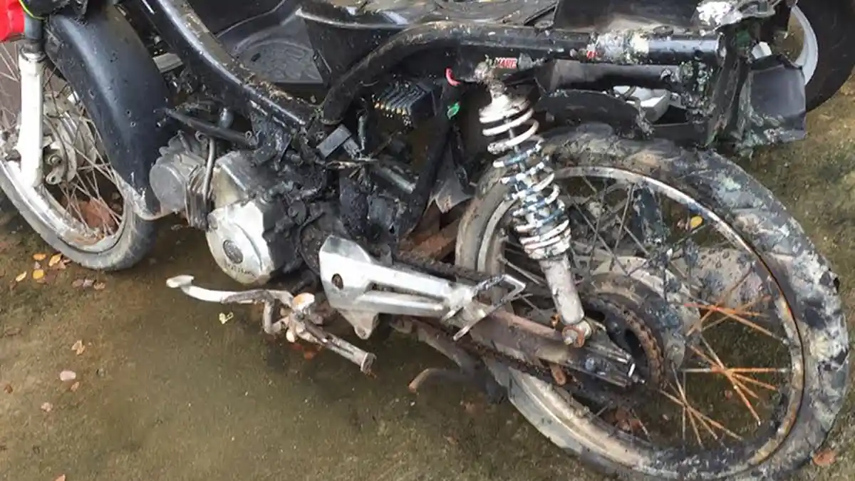 MS Nyaris Dihakimi Massa saat Kepergok Curi Velg dan Terpal Truk