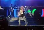 Guns N Roses Hentak Panggung Stadion GBK